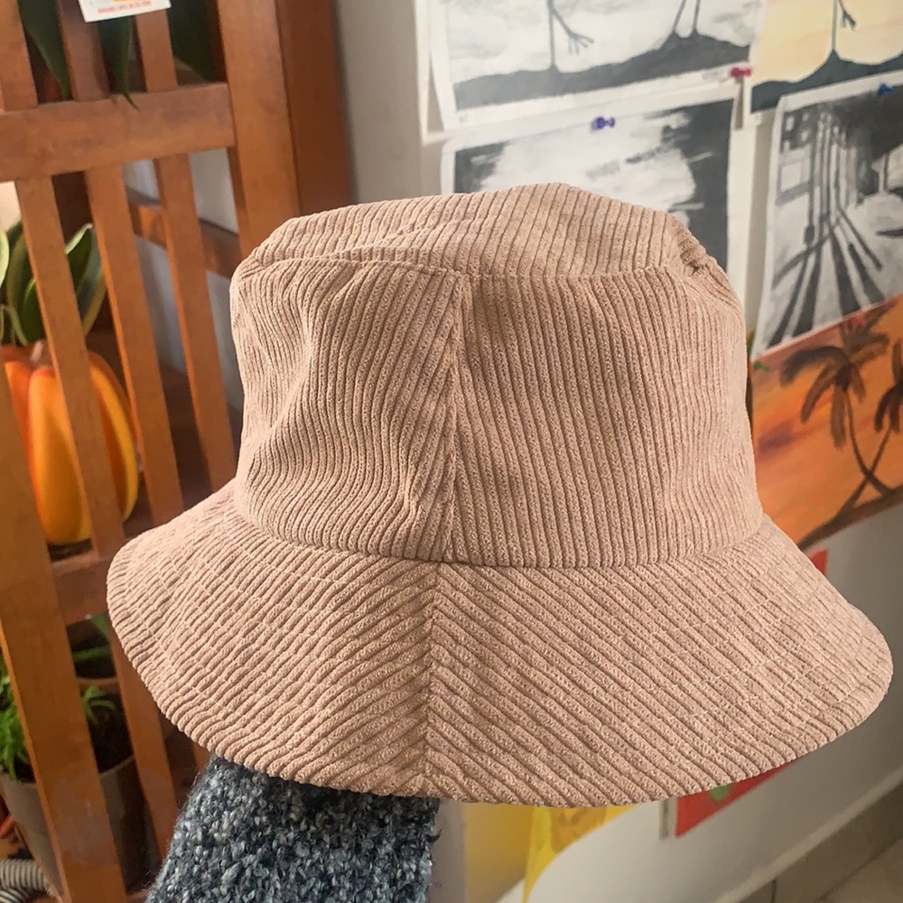 Bucket hat - Picture 3 of 3